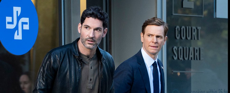 „CIA“ mit Tom Ellis (l.) und Nick Gehlfuss (r.) – Bild: Spencer Pazer/CBS