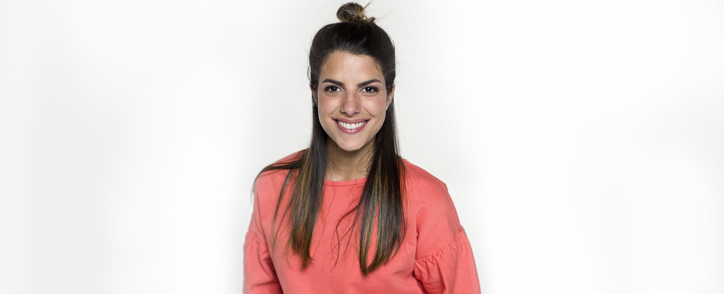 „Mich stört es enorm, wenn mit Kindern von oben herab gesprochen wird“ – „Wissen macht Ah!“-Moderatorin Clarissa Corrêa da Silva im Interview – Bild: WDR/​Ben Knabe