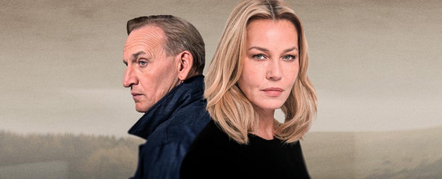 „Close to Me“: Thriller mit früherem „Doctor Who“-Star feiert Deutschlandpremiere – Bestseller-Verfilmung mit Connie Nielsen und Christopher Eccleston – Bild: Channel 4