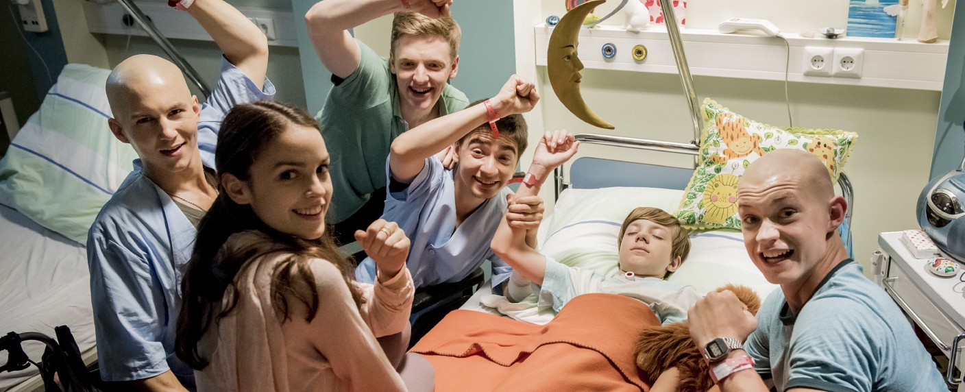 Club der roten Bänder – Review – Premiere der VOX-Eigenproduktion steht bevor – von Marcus Kirzynowski – Bild: VOX /​Martin Rottenkolber