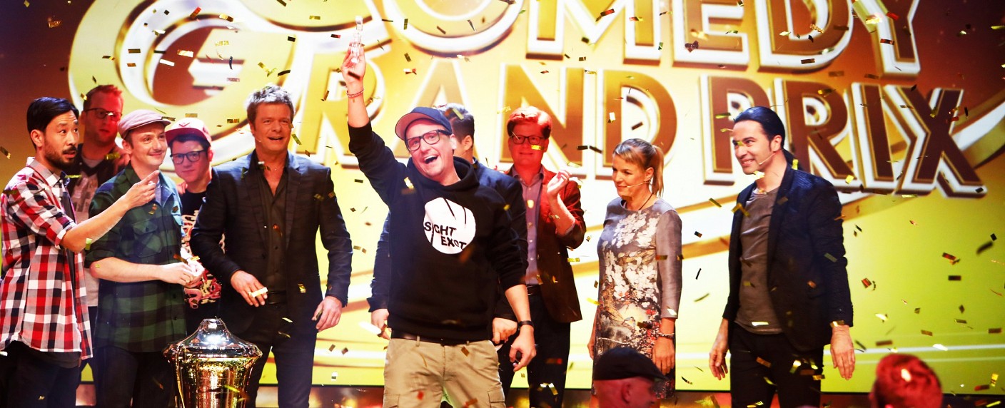 Quoten: „RTL Comedy Grand Prix“ kehrt mit Negativrekorden zurück – ARD-Drama „Die Puppenspieler“ knapp vor ZDF-Krimis – Bild: MG RTL D/​Patric Fouad