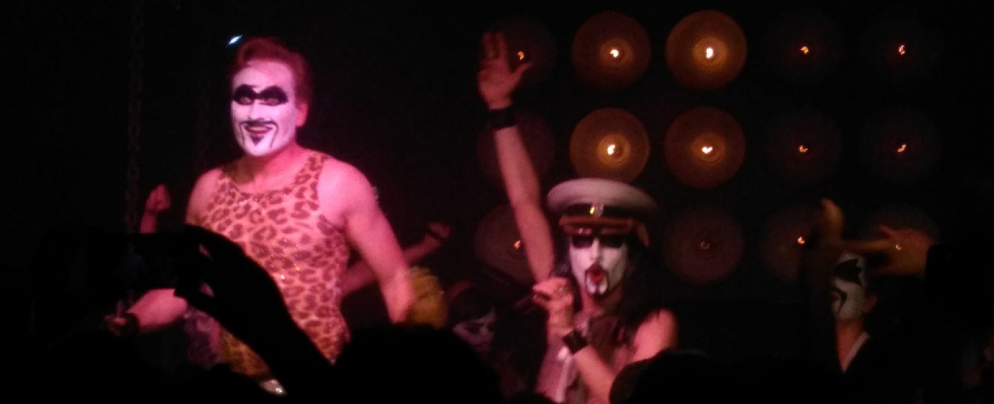 Conan O’Brien rockt Berliner Nachtclub bei Deutschlandbesuch – US-Latenight-Talker im Salon „Zur wilden Renate“ – Bild: Mario Müller