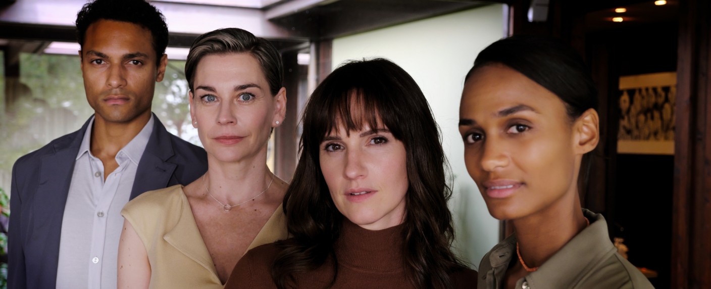 „Concordia“: An diesem Tag startet die ZDF-Serie des „Game of Thrones“-Machers – Frank Doelger produziert Drama mit Christiane Paul und Jonas Nay – Bild: ZDF/​Fabio Lovino/​Intaglio Films GmbH