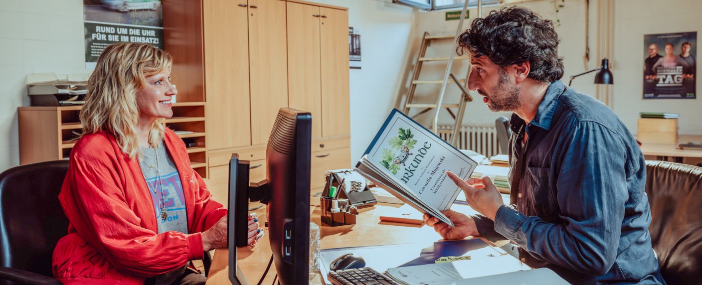 „Die Neue und der Bulle“ unterhalten trotz ärgerlicher Fehler – Review – RTL erinnert an Horst Schimanski und „Mord mit Aussicht“ – Bild: RTL /​ Zeitsprung Pictures /​ Willi Weber