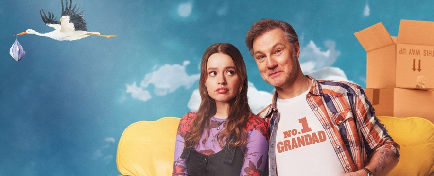 „Daddy Issues“: BBC-Comedy mit Aimee Lou Wood („Sex Education“) und David Morrissey („The Walking Dead“) findet Termin – Vater-Tochter-Gespann steht im Trailer vor neuen Herausforderungen des Lebens – Bild: BBC