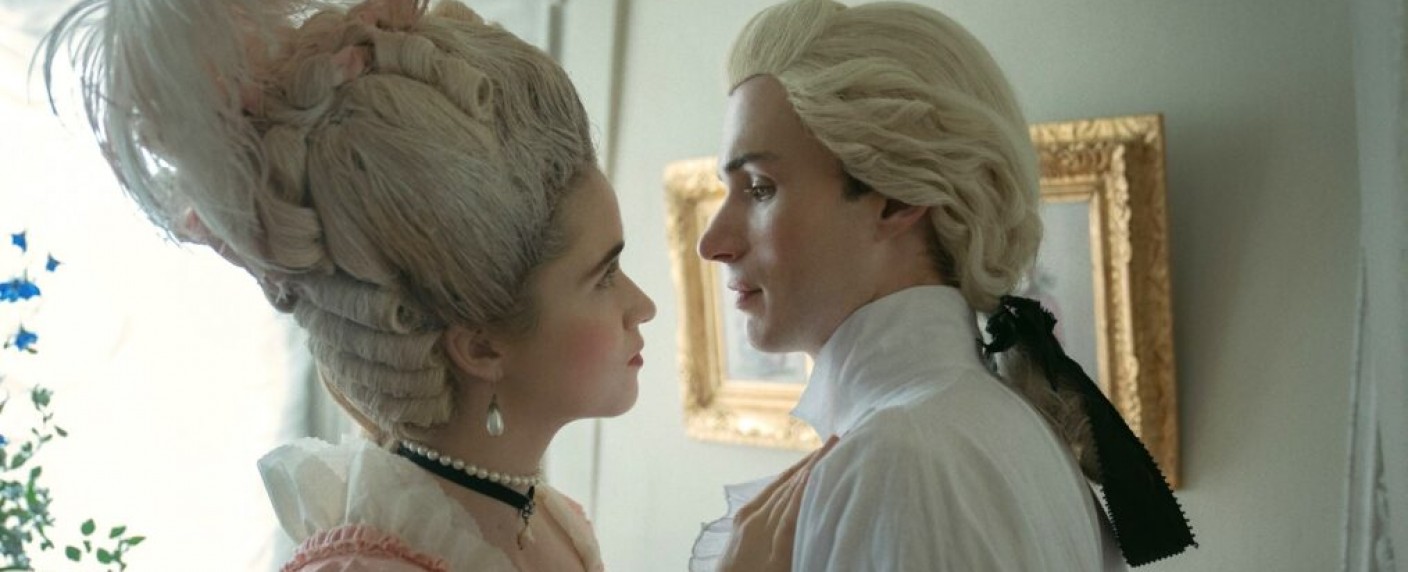 „Gefährliche Liebschaften“ entbrennen bei Starz – Serien-Adaption von „Dangerous Liaisons“ startet im Herbst – Bild: Starz