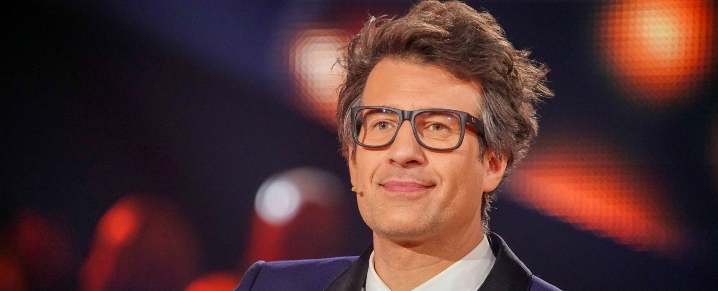 „Let’s Dance“-Moderator Daniel Hartwich verpasst das Finale – RTL bestätigt Ausfall und bekannten Ersatz-Moderator – Bild: RTL/​Stefan Gregorowius