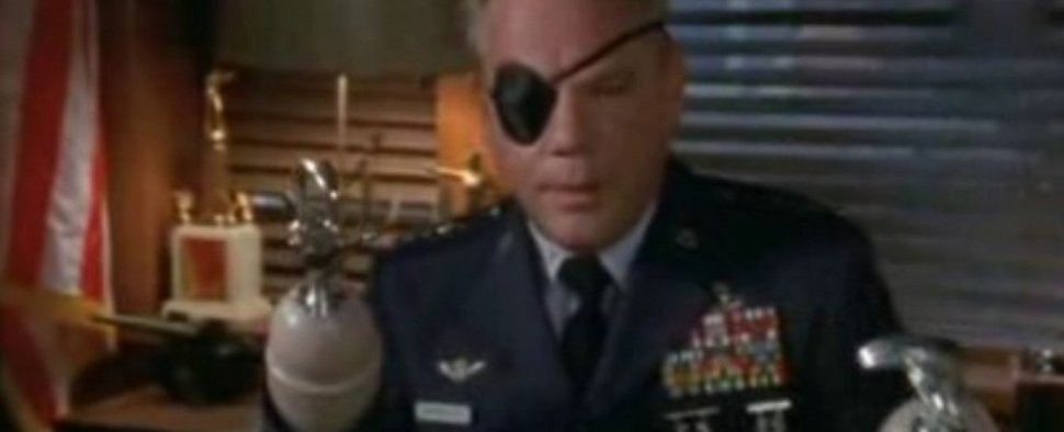 Daniel von Bergen als Commander Edwin Spangler in „Malcolm Mittendrin“ – Bild: FOX