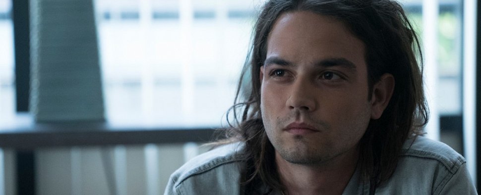 Daniel Zovatto in dem Alan Ball-Drama „Here and Now“ – Bild: HBO