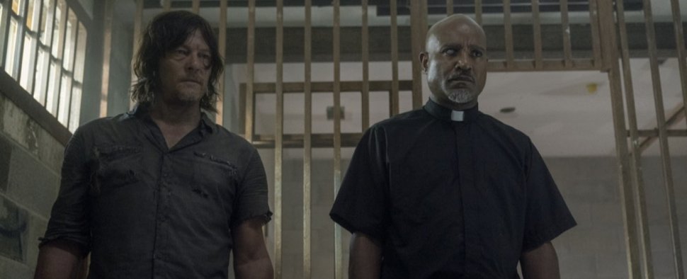 Daryl (Norman Reedus) und Gabriel (Seth Gilliam) – Bild: AMC