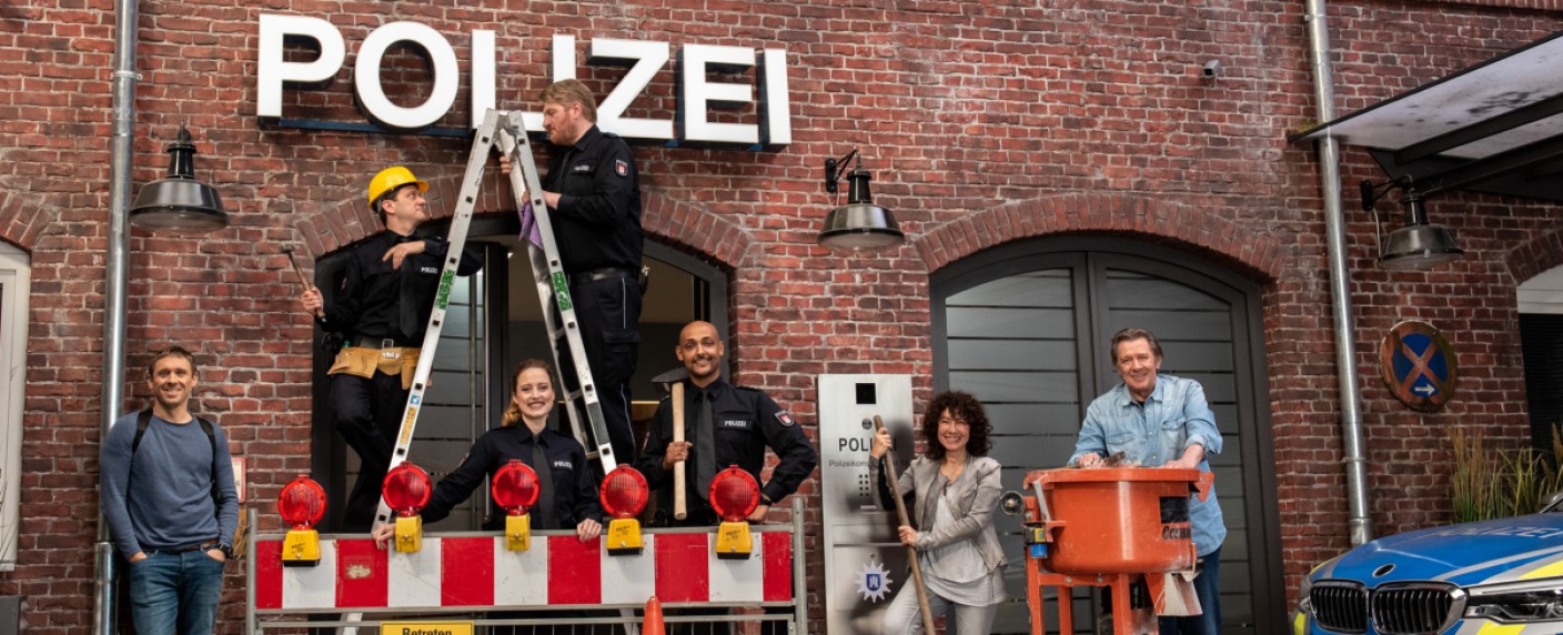 Neues „Großstadtrevier“ nimmt Ende Januar den Dienst auf – ARD-Dauerbrenner zieht in neue Kulissen – Bild: ARD/​Thorsten Jander
