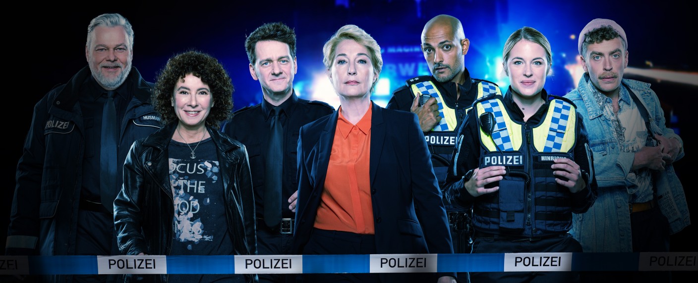 „Großstadtrevier“-Jubiläum: Starttermin für 37. Staffel mit 500. Folge und Primetime-Film – ARD-Vorabendkrimi mit neuen Folgen ab Oktober – Bild: ARD/​Thorsten Jander/​Thomas Pöppl