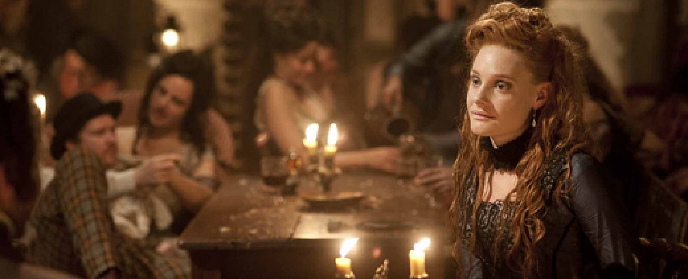 „Das karmesinrote Blütenblatt“: Passion zeigt britische Miniserie – Literaturverfilmung mit Romola Garai und Gillian Anderson – Bild: BBC