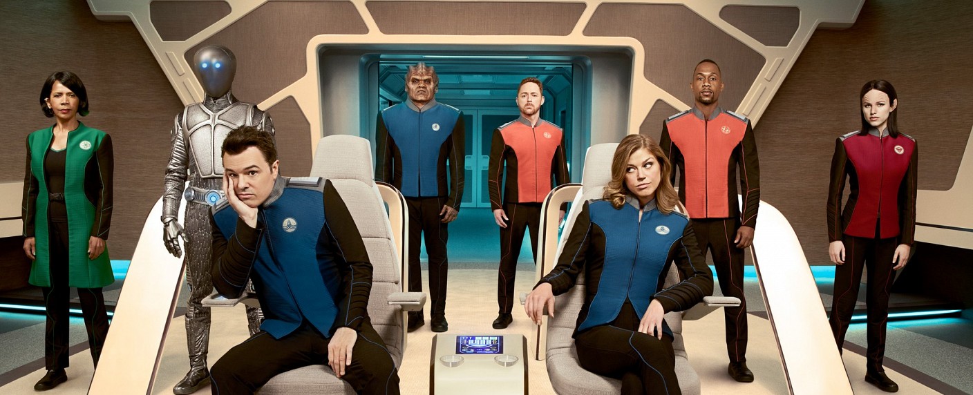 „The Orville“: Startet heute bei ProSieben das „bessere Star Trek“? – Mischung aus klassischer Sci-Fi und „Family Guy“-Humor unterhält – Bild: FOX