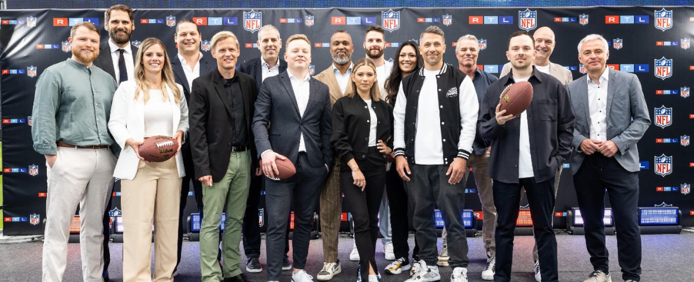 NFL, „Verräter“ und Raab-Produktionen: RTL Programm-Highlights 2023/​24 – „Club Las Piranjas“, mehr „Cobra 11“, „Miss Merkel“ und „Dünentod“ – Bild: RTL /​ Pervin Inan-Serttas