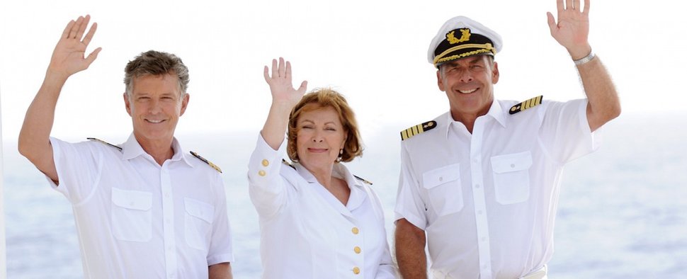 „Das Traumschiff“: Nick Wilder, Heide Keller und Sascha Hehn – Bild: ZDF/Dirk Bartling