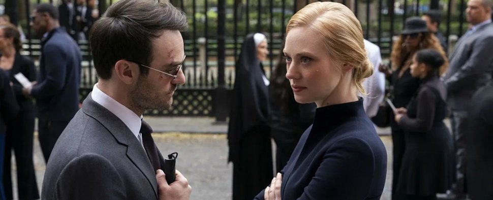Deborah Ann Woll mit Charlie Cox in „Marvel’s Daredevil“ – Bild: Netflix