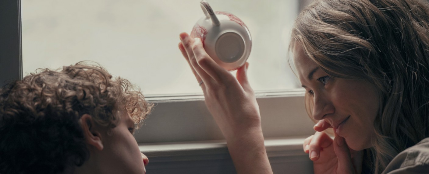 „Teacup“: Keine zweite Staffel für Horrordrama mit Yvonne Strahovski („Chuck“, „The Handmaid’s Tale“) geplant – Adaption von Gruselspezialist James Wan für Peacock geht nicht weiter – Bild: Peacock