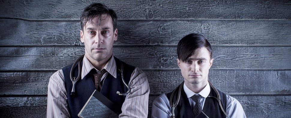 Der ältere (Jon Hamm, l.) und der jüngere Doktor (Daniel Radcliffe) – Bild: Passion