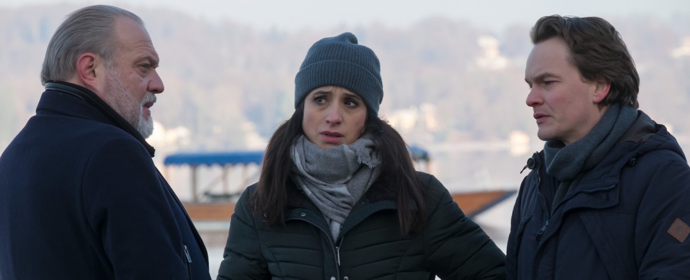 Quoten: „Der Alte“-Staffelfinale holt Tagessieg, „Luke! Die Schule und ich“ mit Staffel-Bestwert – „Let’s Dance“ siegt in der Zielgruppe, „Planet der Affen“ wenig gefragt – Bild: ZDF/​Erika Hauri