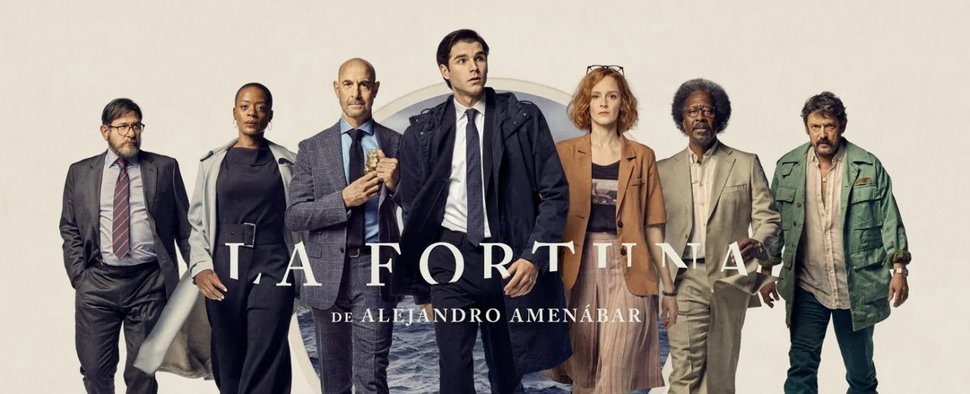 Der Cast der Miniserie „La Fortuna“ mit Stanley Tucci – Bild: AMC Studios/Movistar+