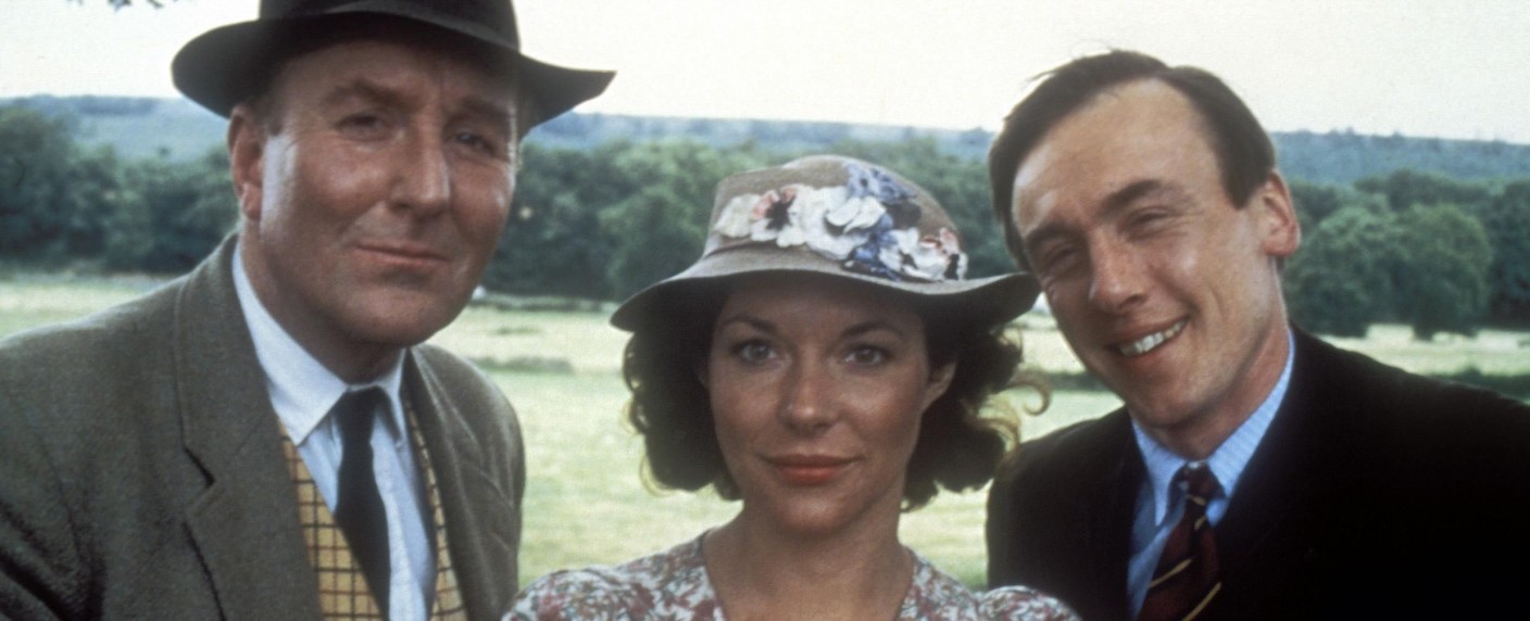 „Der Doktor und das liebe Vieh“: Zweite Staffel der Originalserie zurück im Free-TV – RTLup besorgt Wiedersehen mit beliebtem Tierarzt James Herriot – Bild: BBC/​Dave Clarke