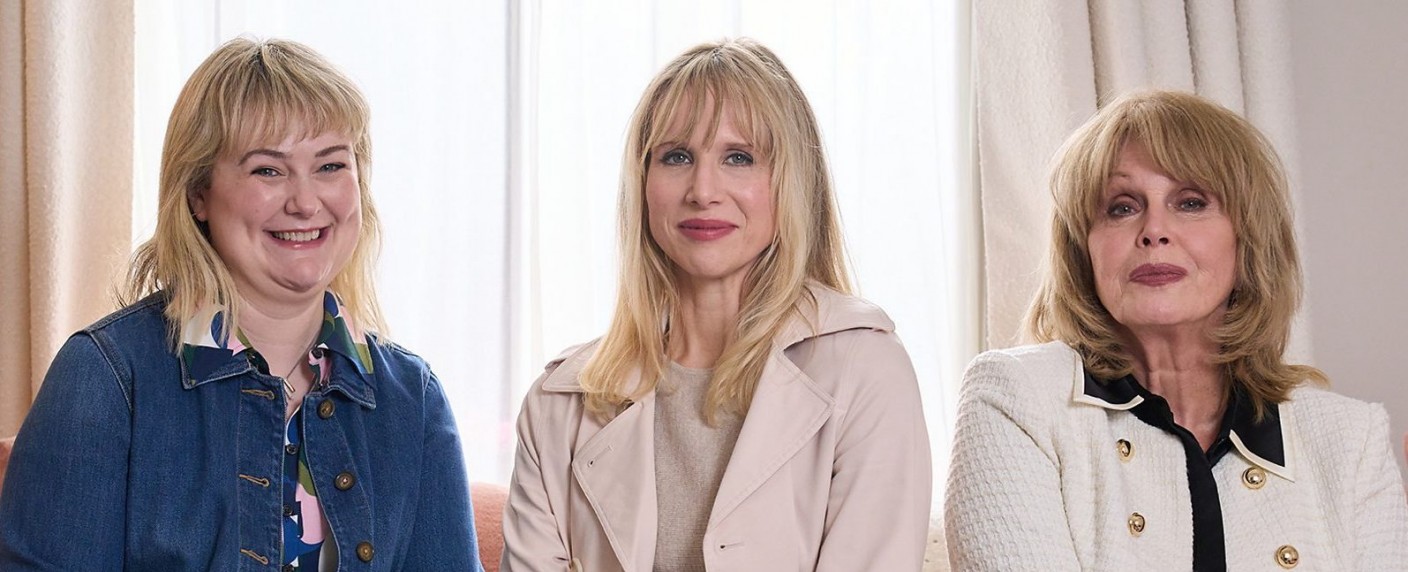 „Amandaland“: BBC kündigt Fortsetzung des Comedy-Serienhits „Motherland“ an – Wiedersehen mit Lucy Punch, Joanna Lumley und Philippa Dunne bestätigt – Bild: BBC