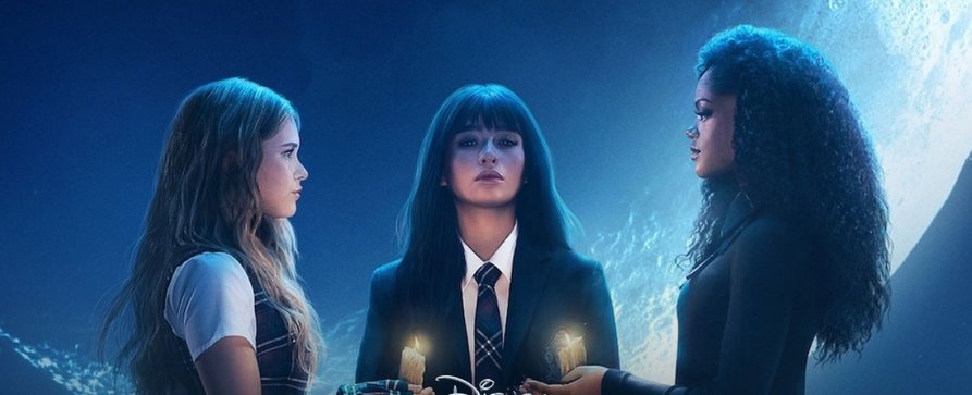 „Coven Academy“: Jugend-Hexenserie von Disney mit Starttermin und Teaser – „Beverly Hills, 90210“-Star Tiffani Thiessen als Schulleiterin an Bord – Bild: Hulu/Disney+ „Coven Academy“: Jugend-Hexenserie von Disney mit Starttermin und Teaser – „Beverly Hills, 90210“-Star Tiffani Thiessen als Schulleiterin an Bord – Bild: Hulu/Disney+