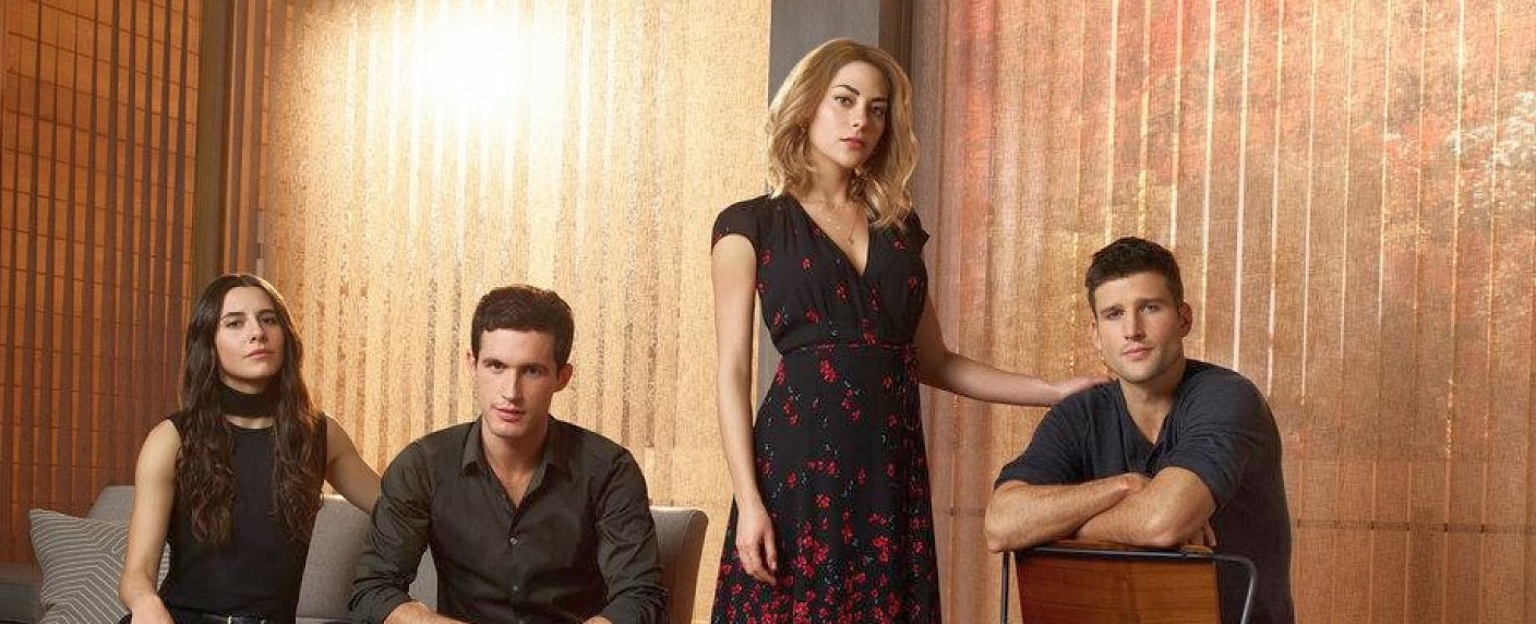 VOX wirft „Imposters“ aus dem Programm – Gauner-Dramedy wird vorzeitig abgesetzt – Bild: Smallz & Raskind/​Bravo