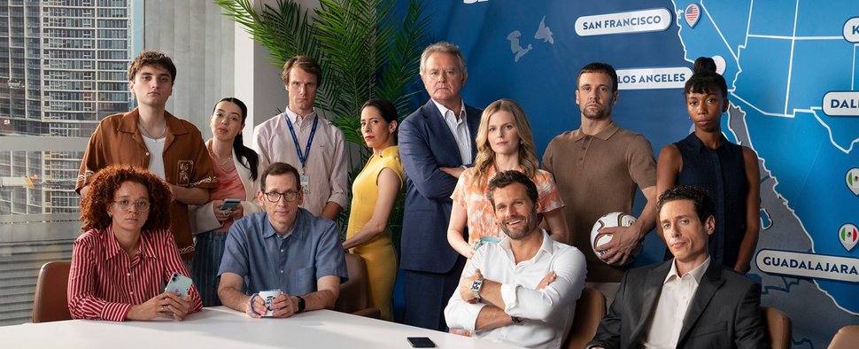 Der Cast von „Twenty Twenty Six“ – Bild: BBC