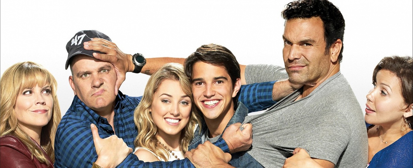 RTL Passion holt Sitcom „Welcome to the Family“ nach Deutschland – Väter von jungem Paar liegen sich in den Haaren – Bild: MG RTL D /​ Sony Pictures Television Inc.