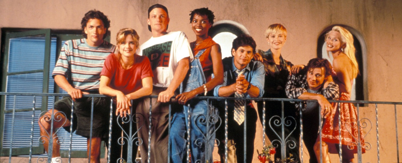 „Melrose Place“: Soap-Klassiker kommt zu TVNOW – Wiedersehen mit Heather Locklear, Marcia Cross und Co. – Bild: TVNOW /​ (c) MMXVIII CBS Broadcasting, Inc. All Rights Reserved.