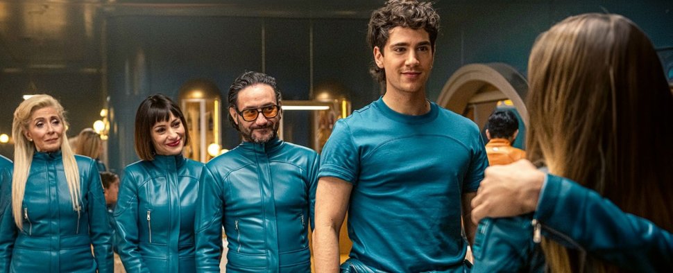 „Der Milliardärsbunker“ (v. l.): Montse Guallar, Natalia Verbeke, Carlos Santos und Álex Villazán – Bild: Netflix
