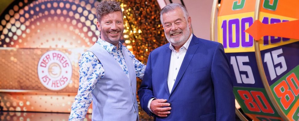 „Der Preis ist heiß“ mit Announcer Thorsten Schorn und Moderator Harry Wijnvoord – Bild: RTL Television GmbH/Stefan Gregorowius