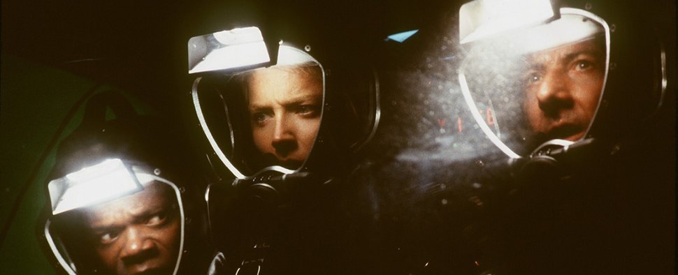 Sci-Fi-Film „Sphere“ mit Dustin Hoffman, Samuel L. Jackson und Sharon Stone – Bild: Warner Bros. Pictures