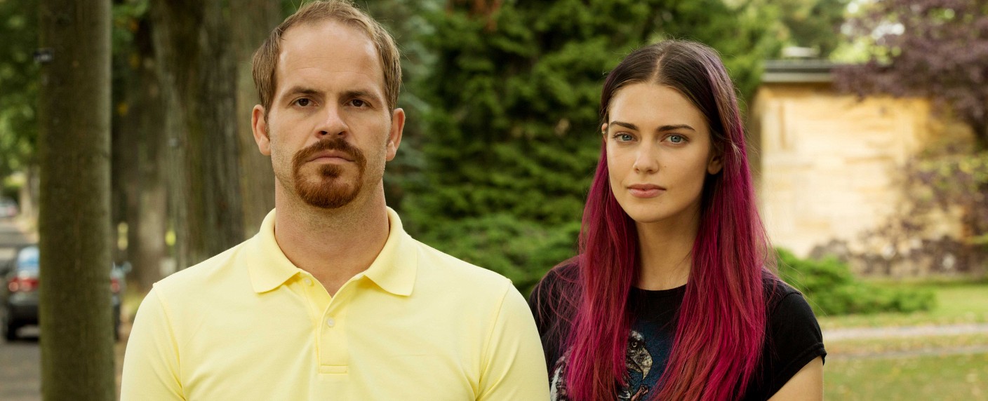 „Der Sommer meines Lebens“: ZDFneo kündigt neue Drama-Eigenproduktion an – Schwarzhumorige Serie über Veränderungen der Lebensweise – Bild: ZDF/​Volker Roloff