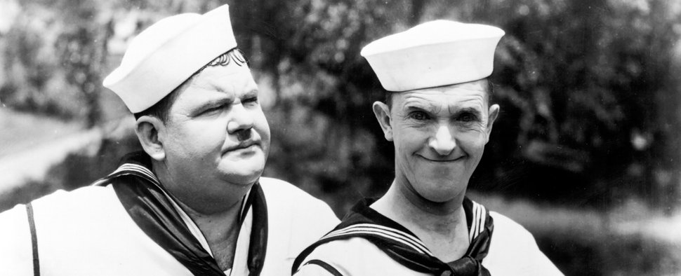 „Dick und Doof“ mit Oliver Hardy (l.) und Stan Laurel (r.) – Bild: TVNOW / © BetaFilm