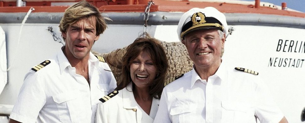 Die alte „Traumschiff“-Crew: Sascha Hehn (l.), Heide Keller und Heinz Weiss – Bild: ZDF/Thomas Waldhelm/Polyphon
