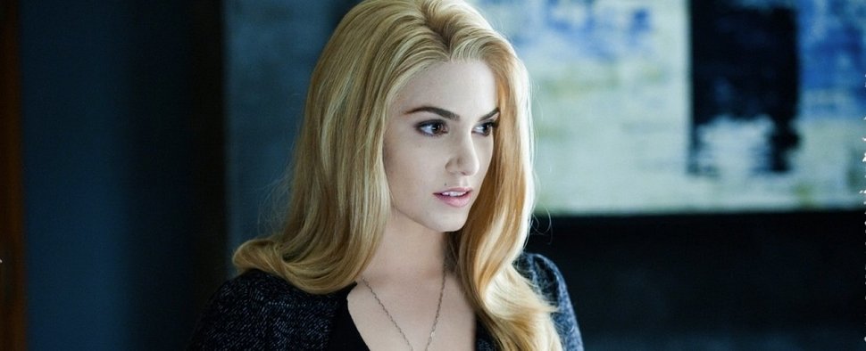 Die blondgefärbte Nikki Reed als Rosalie Hale im Film „The Twilight Saga: Eclipse“ – Bild: Summit Entertainment
