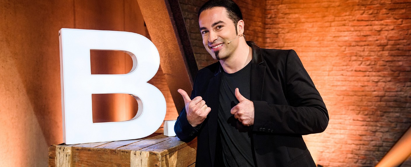 „Die Bülent Ceylan Show“ kehrt nach mehr als drei Jahren zurück – Fünfte Staffel der RTL-Comedyshow – Bild: RTL/​Willi Weber