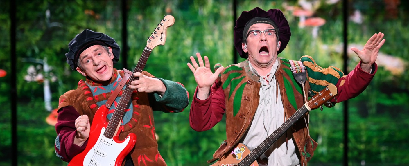 „Die Comedy Märchenstunde“: Sat.1-Überraschungserfolg wird fortgesetzt – „Rotkäppchen“ und „Tischlein deck dich“ als Impro-Comedy – Bild: Sat.1/​Ben Palaski