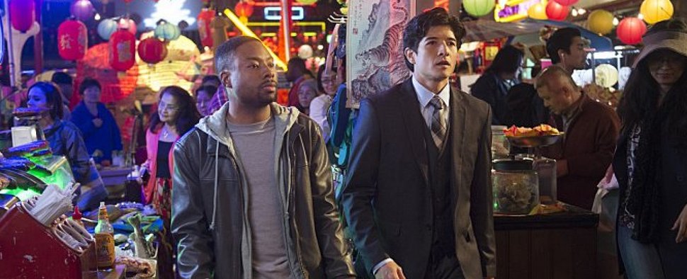 Die Cops Carter (Justin Hires) und Lee (Jon Foo) in „Rush Hour“ – Bild: CBS