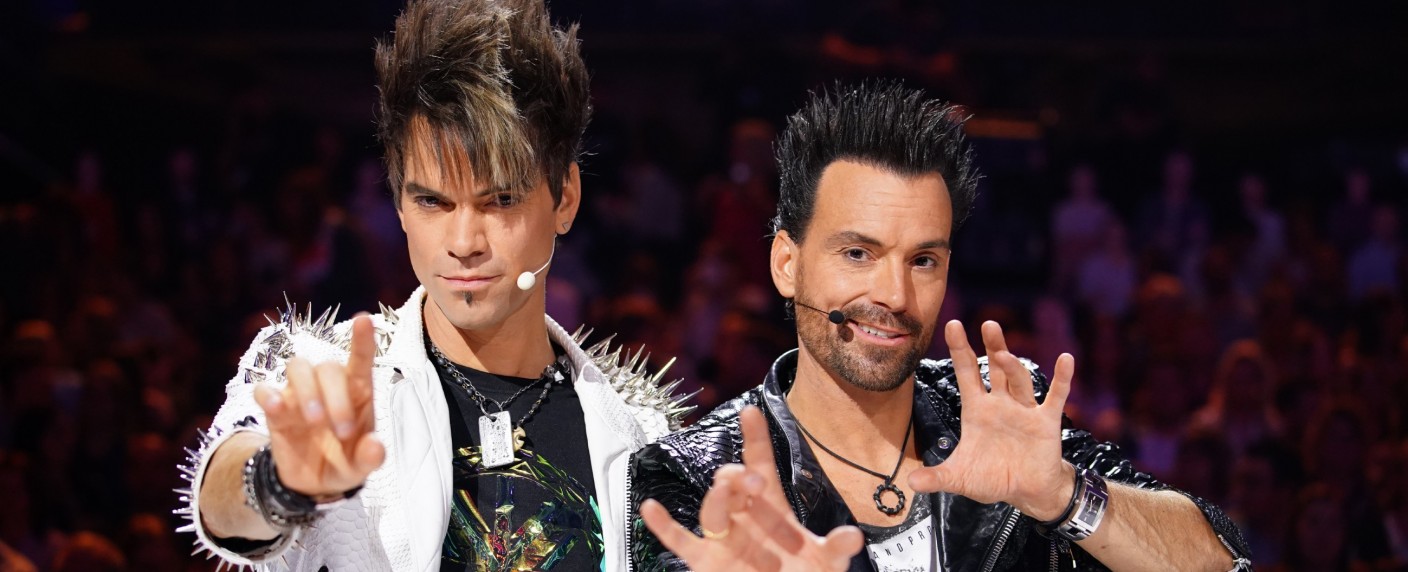 Lukas Podolski endgültig raus beim „Supertalent“: Ehrlich Brothers werden feste Juroren – Fußballstar infizierte sich mit Corona – Bild: TVNOW/​Stefan Gregorowius