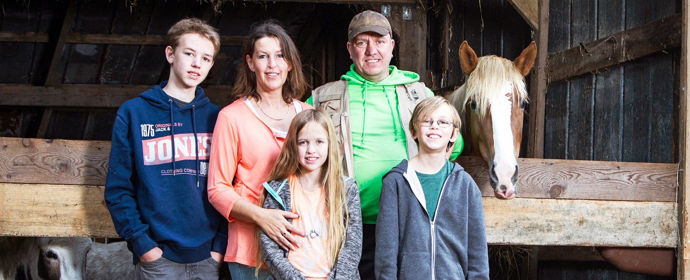 „Die Fußbahns“: RTL II zeigt Doku-Soap um eine Wildtierhilfsstation – „Eine schrecklich tierische Familie“ startet kurz vor Weihnachten – Bild: RTL II