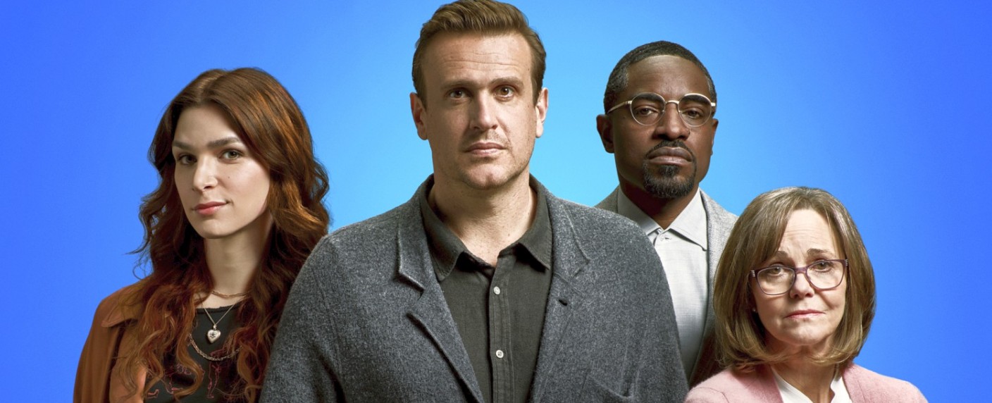 Prime Video sichert sich „Dispatches from Elsewhere“ – Mysteryserie von und mit Jason Segel („How I Met Your Mother“) – Bild: AMC Studios