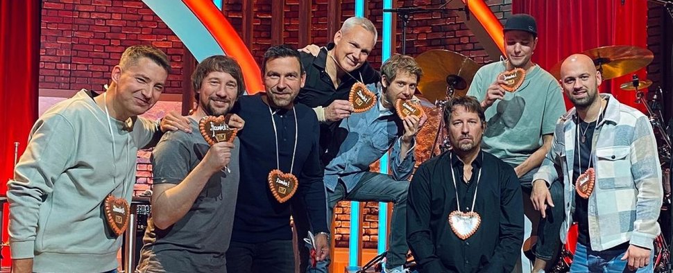 Die Heavytones verabschieden sich von „TV total“ – Bild: Instagram.com/heavtones