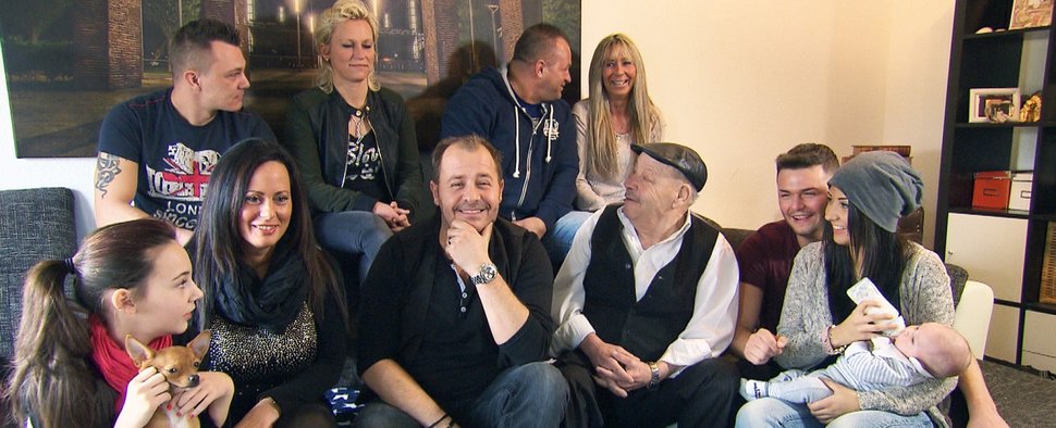 „Die Herrens“: Die große Kölner Patchworkfamilie rund um Willi Herren – Bild: RTL II