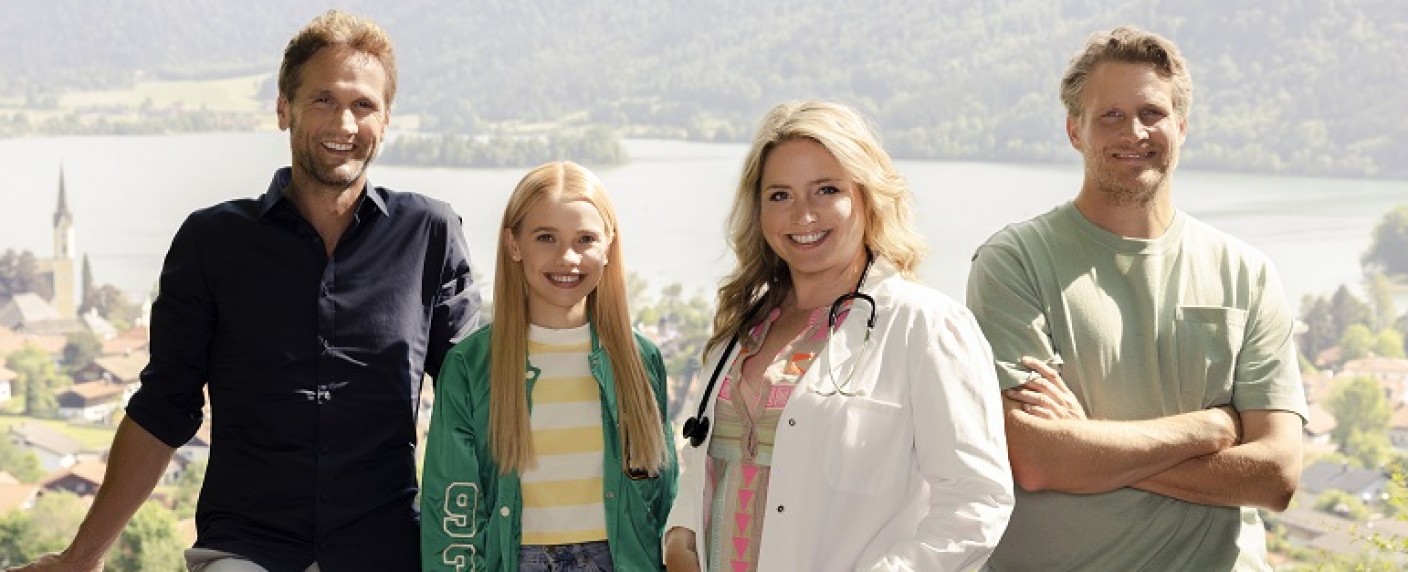 Zwei neue Vorabend-Serien, Strategie-Quiz-Show und Partynächte mit Kiwi: Die Sat.1 Programm-Highlights 2023/​24 – Zusätzlicher Abend für Eigenproduktionen in der Primetime – Bild: Sat.1/​Kathrin Baumann