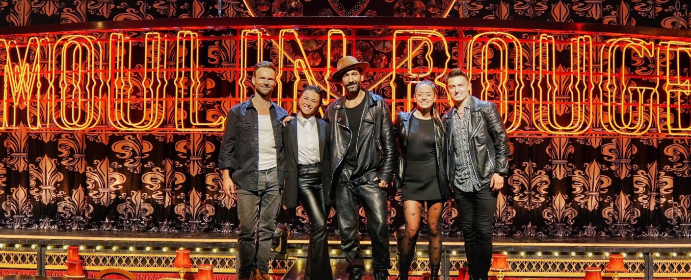 „Let’s Dance“: Viertelfinale wird zur „Special Musical Night“ – RTL-Show verlässt erstmals das traditionelle Studio – Bild: RTL/​Moulin Rouge! Das Musical