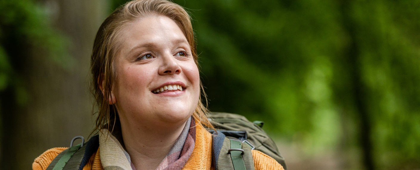 Stefanie Reinsperger („Tatort“) wird für die ARD zur „Großstadtförsterin“ – Neue Freitagsfilm-Reihe für Das Erste entsteht in Berlin – Bild: rbb/​Maor Waisburd